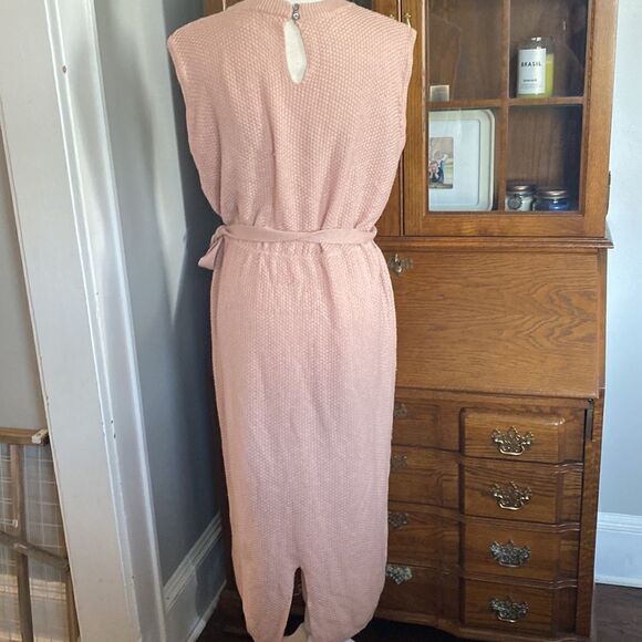 Anthropologie - Callahan Belted Knit Midi Dress - Mauve - Picture 13 of 14